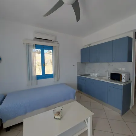 بيت للعطل Milithos 1 *