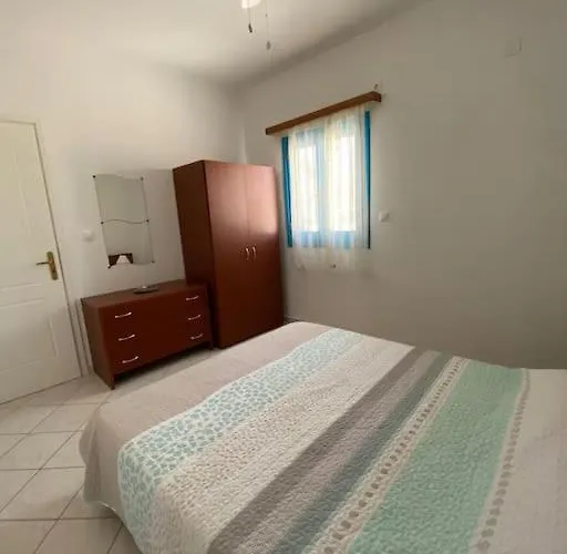 Holiday home Milithos 1 *